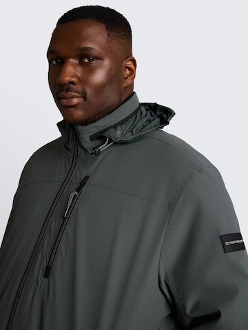 TOM TAILOR Men + Übergangsjacke in Grün