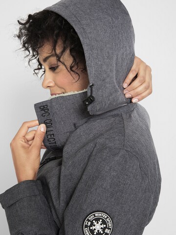 bonprix Funktionsjacke in Grau