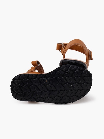 Sandalo di Pisamonas in marrone