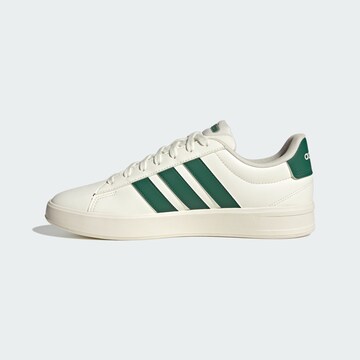 ADIDAS SPORTSWEAR - Sapatilhas baixas 'Grand Court 3.0' em branco