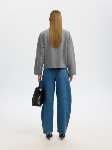 SELECTED - Jersey 'SLFARI GIA' en gris