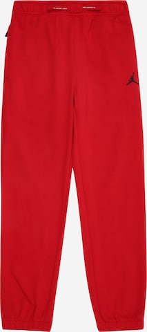 raudona Jordan Kelnės: priekis