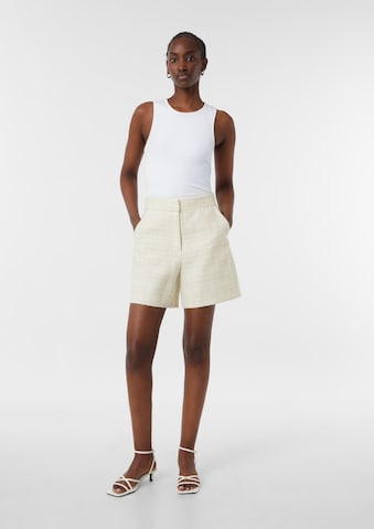 COMMA Regular Shorts in Weiß: Vorderseite