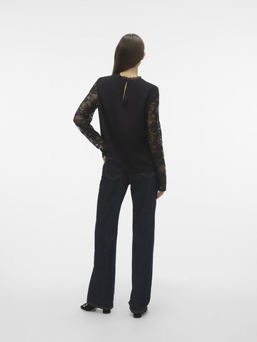 VERO MODA Блуза 'RUSK' в черно