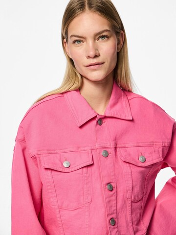 PIECES Overgangsjakke 'PCSvala' i pink