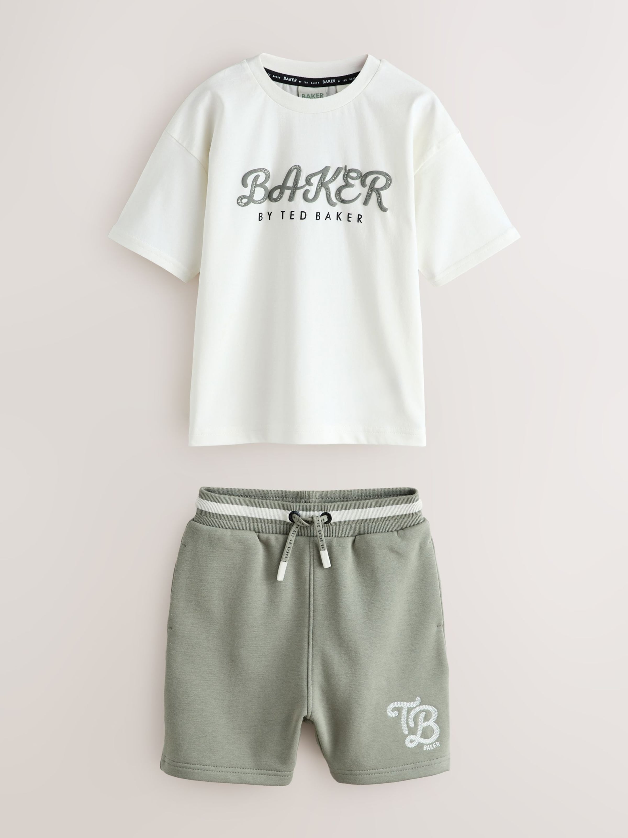 Baker by Ted Baker - Conjunto en verde