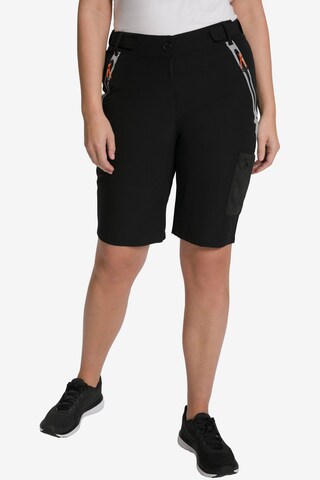 Ulla Popken Regular Athletic Pants in Black: front