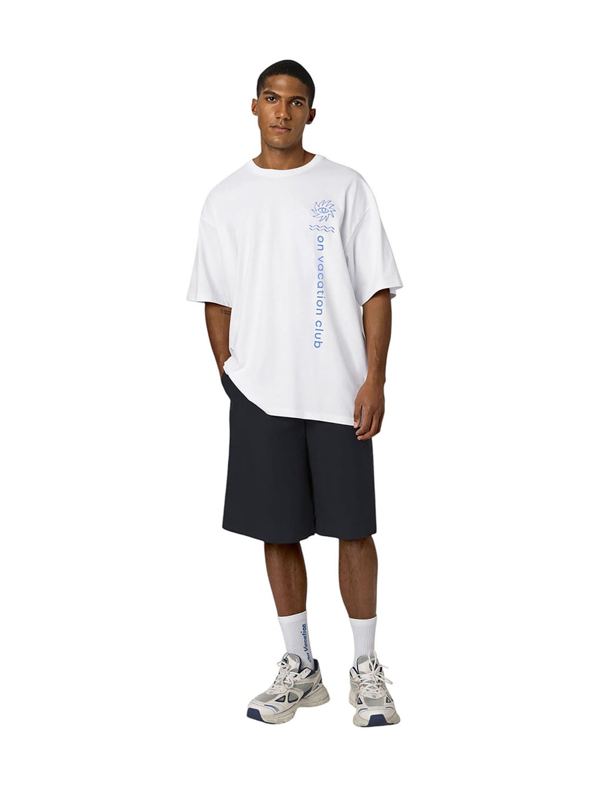 On Vacation Shirt 'Waterfall' in White