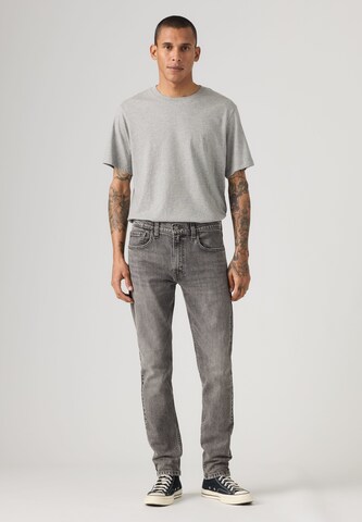 LEVI'S ® Tapered Jeans '512™ Slim Taper' in Grau