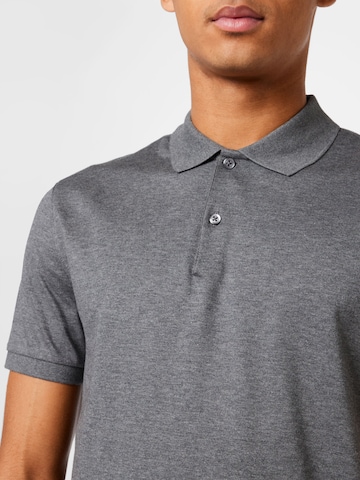 Banana Republic Poloshirt in Grau