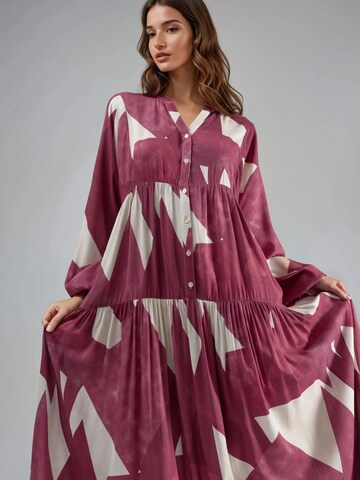 Hiccup Shirt Dress in Red