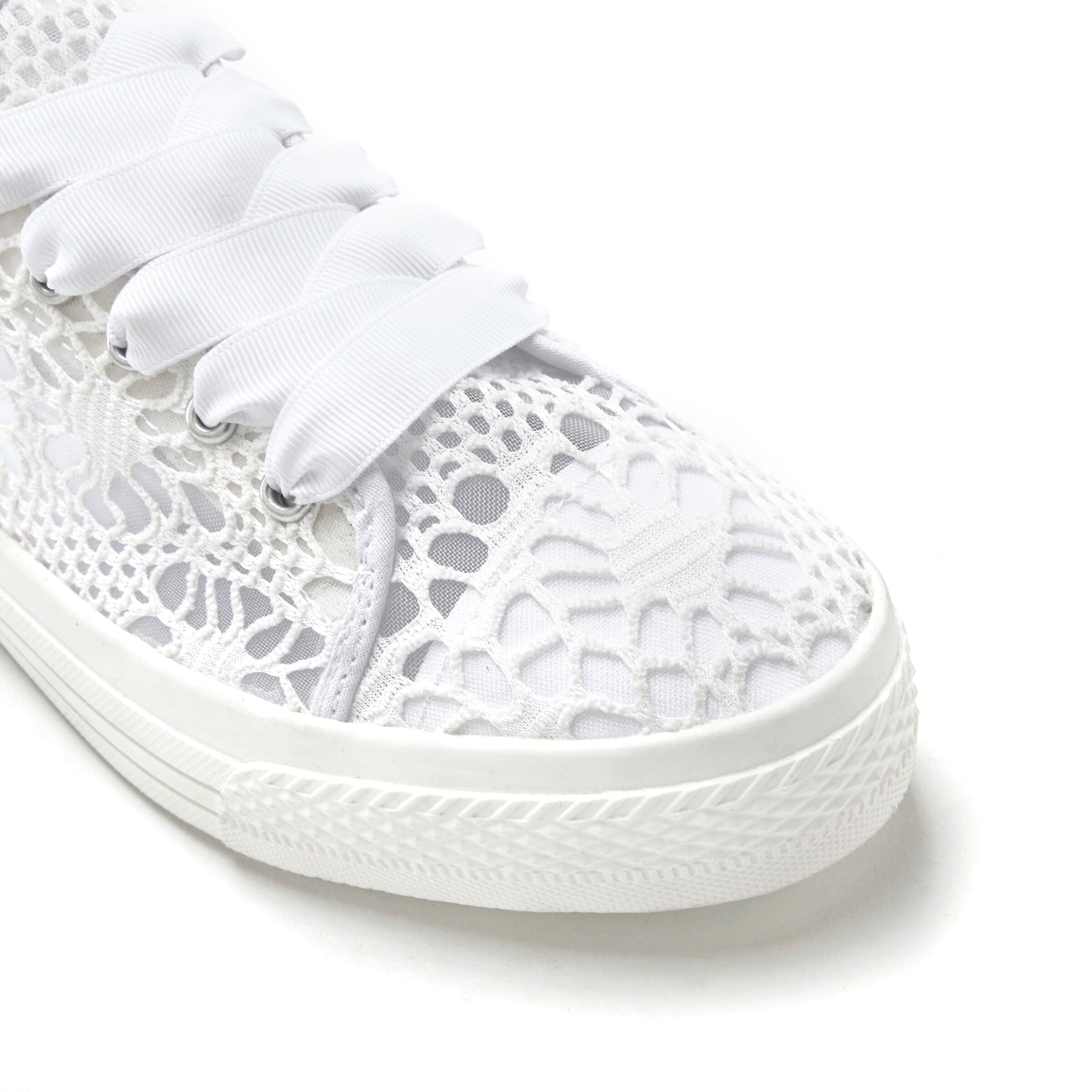 Sneaker bassa di LASCANA in bianco