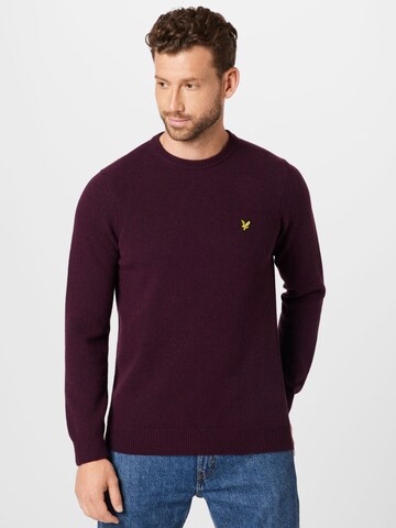 Lyle & Scott Sweater in Red: front