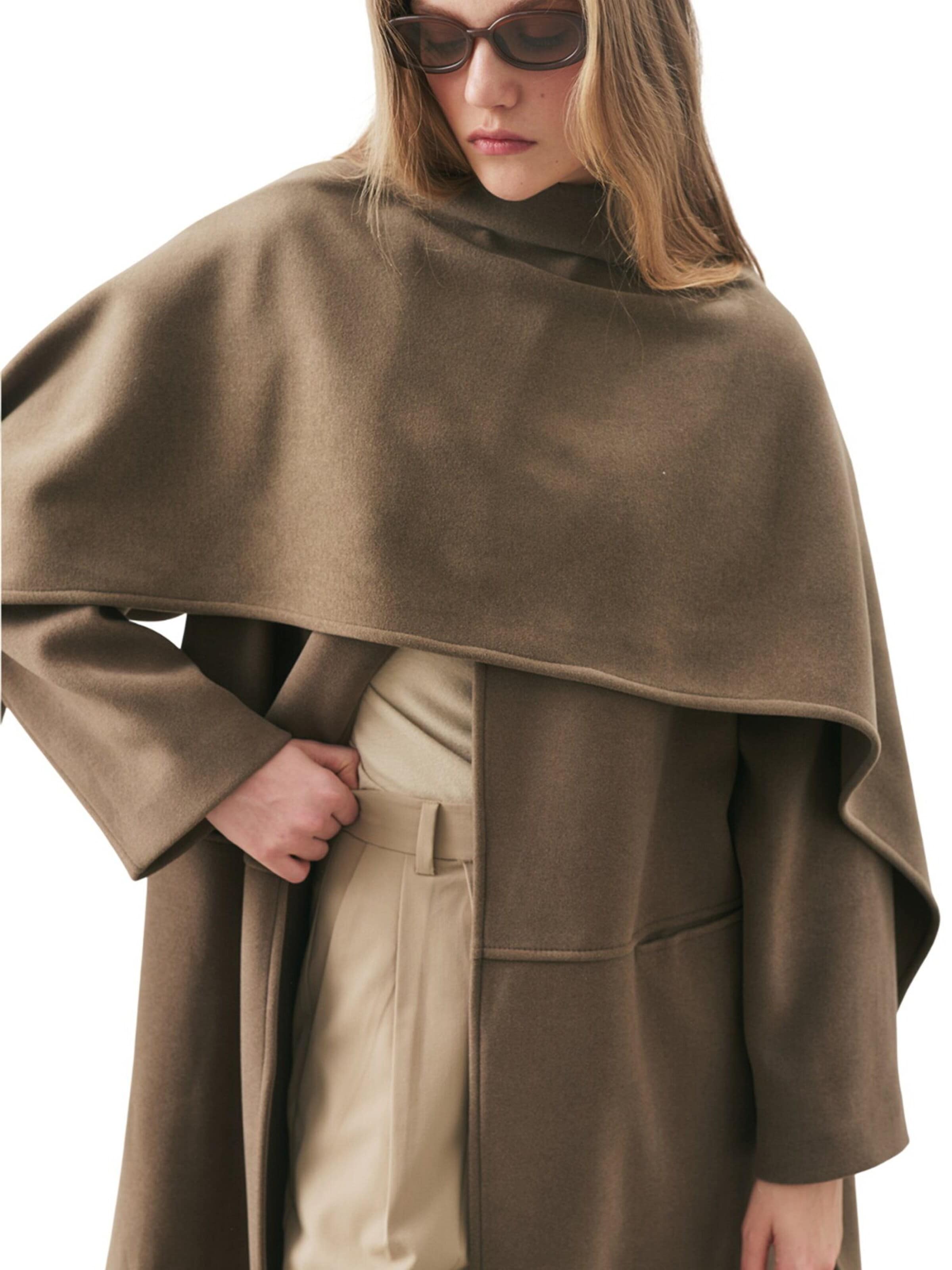 MANUKA Between-seasons coat in Green