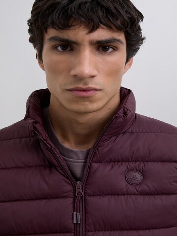 Scalpers Vest 'New Gstaad' in Red