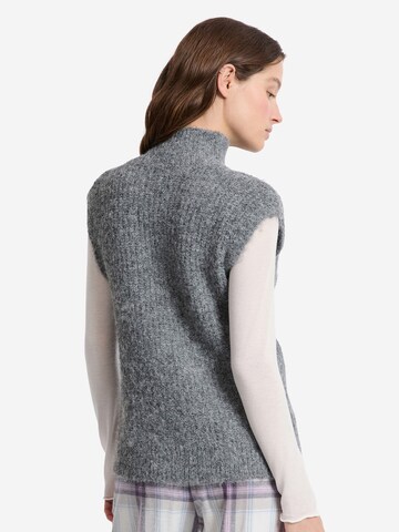 ETAM Sweater in Grey