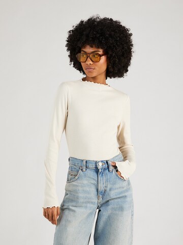 Monki Shirt in White: front