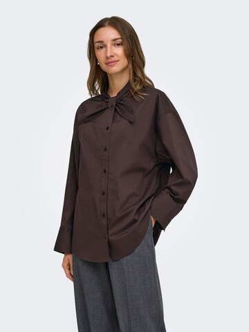 JDY - Blusa en marrón: frente
