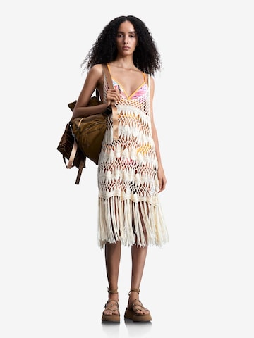Desigual Φόρεμα παραλίας σε λευκό