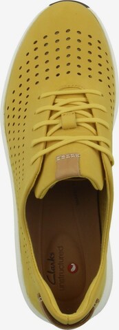 CLARKS Sneaker 'Un Rio Tie' in Gelb