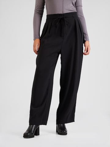 Guido Maria Kretschmer Curvy Regular Trousers 'Karima' in Black: front