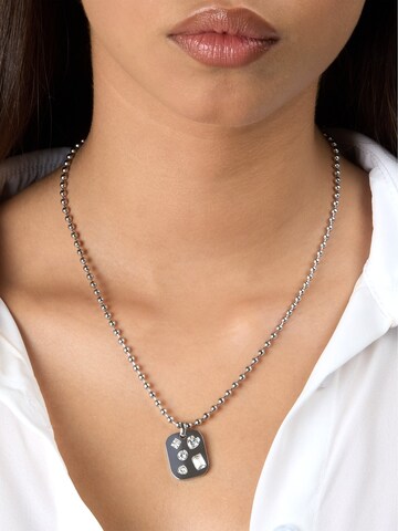 GCDS Kette in Silber: Vorderseite