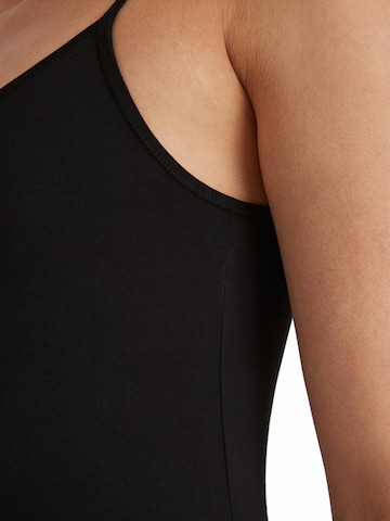 FALKE Undershirt in Black