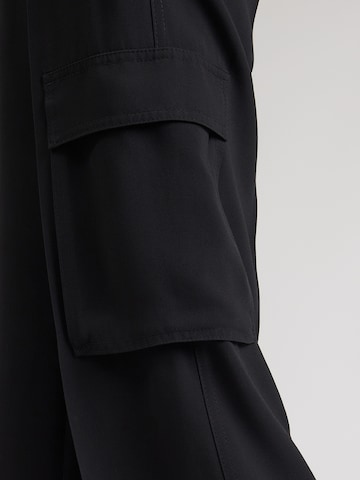 BOSS Bő szár Cargo nadrágok 'Tianamia1' - fekete