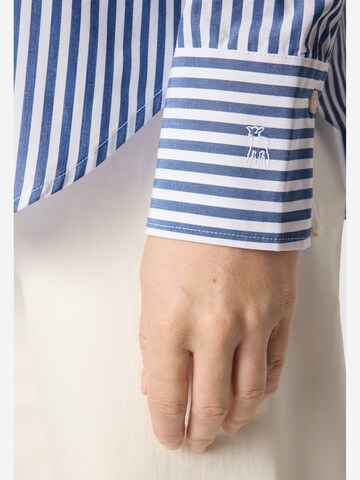 MAERZ Muenchen Blouse ' 192701 ' in Blauw