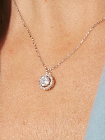 Luxenter Halsband 'Gema De Leyenda' i silver