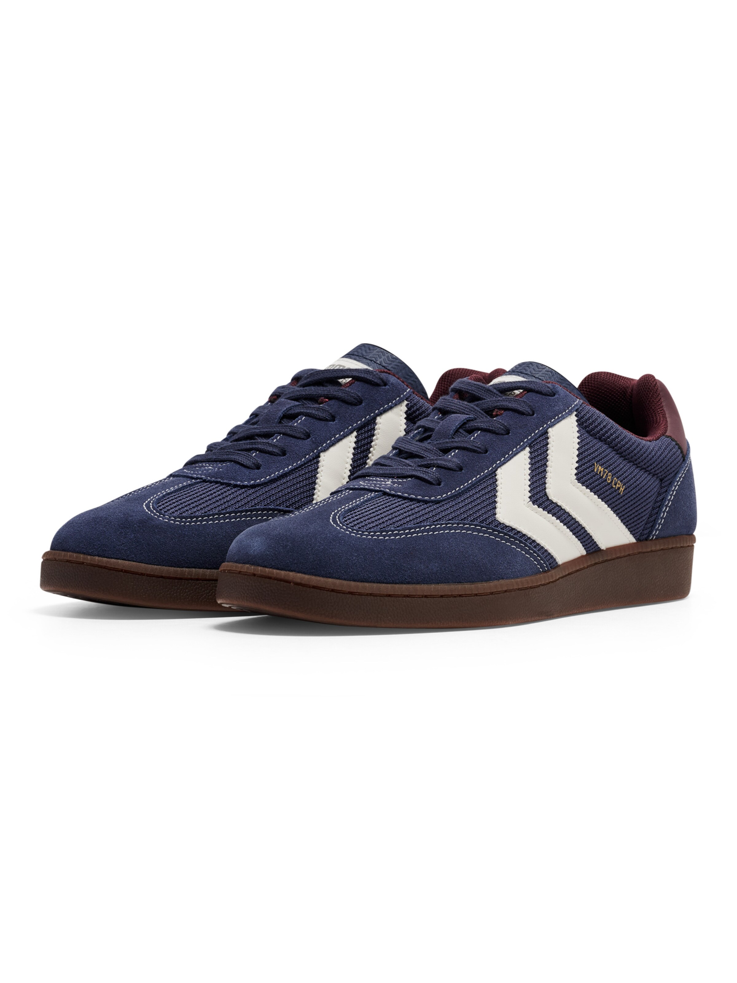 Hummel Sneakers in Blue