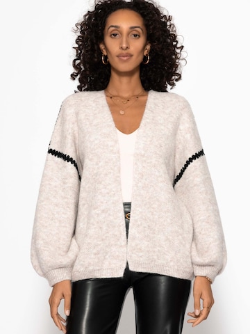 SASSYCLASSY Oversizestrickjacke in Weiß