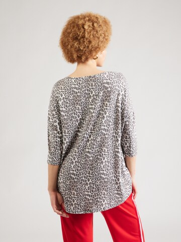 ONLY Carmakoma Shirt in Grey