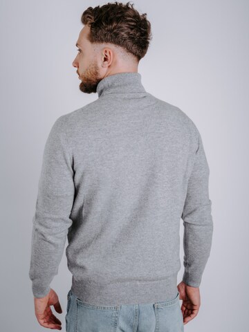 DELGER Pullover in Grau