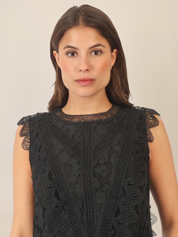 APART Top in Schwarz