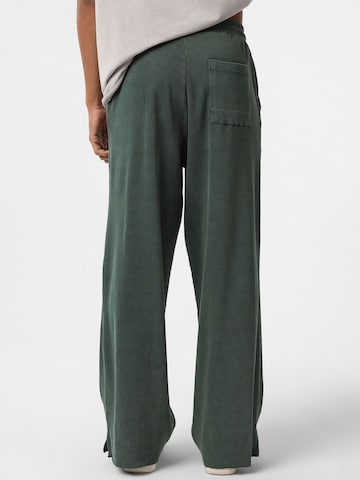 Dandalo Loose fit Trousers in Green