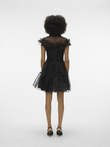 Robe de cocktail 'Divina' VERO MODA en noir