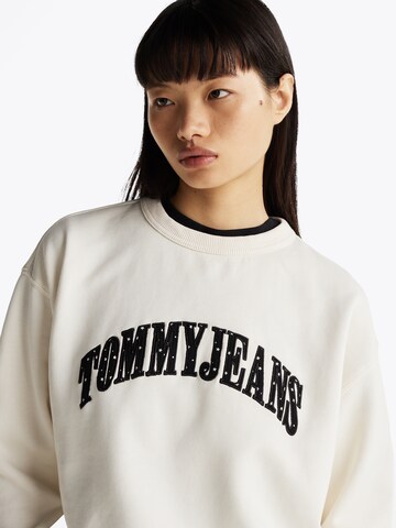 Tommy Jeans Sweatshirt in Beige