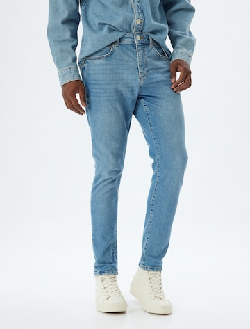 Koton Skinny Jeans in Blue: front