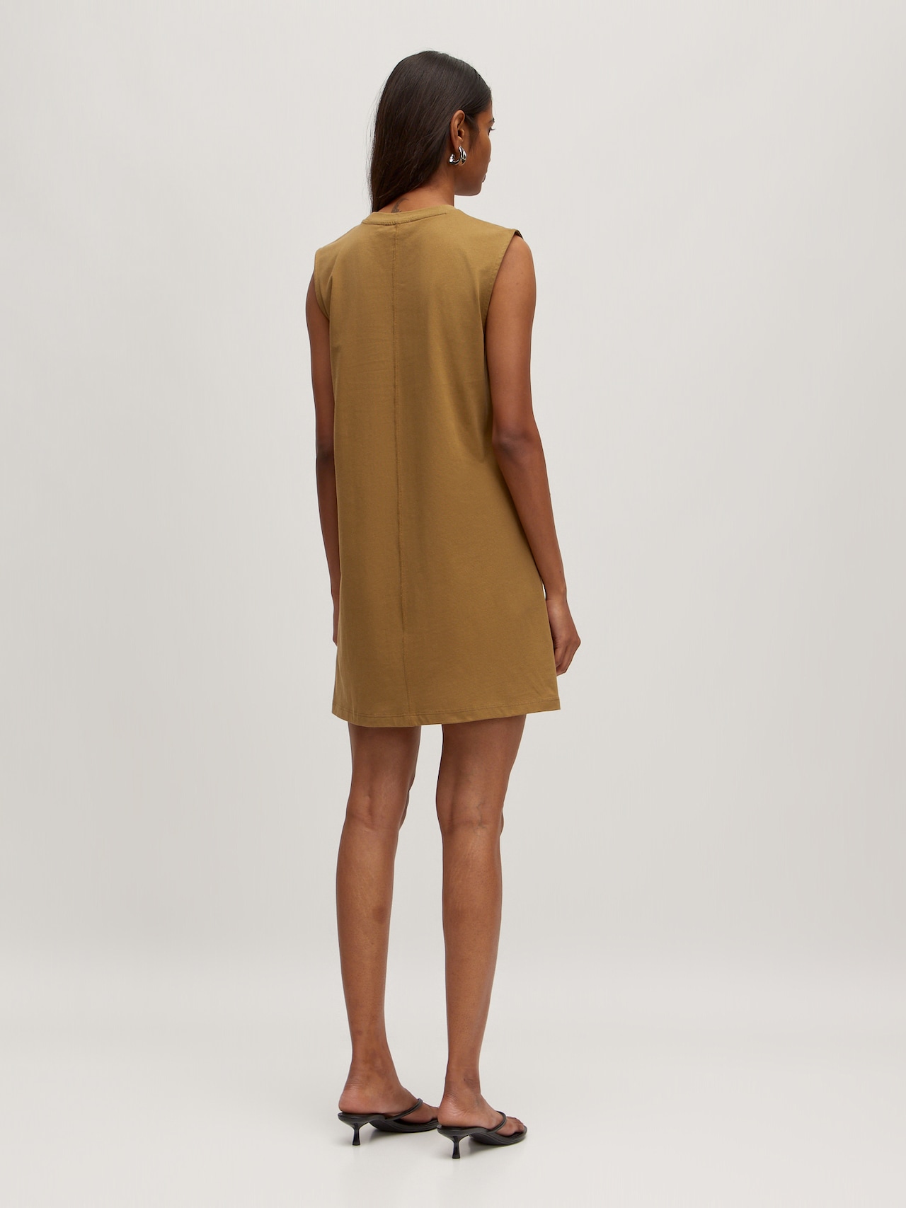 EDITED Produkte Kleid 'Parwin' braun