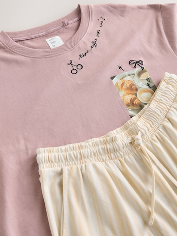 Pigiama di Next in beige