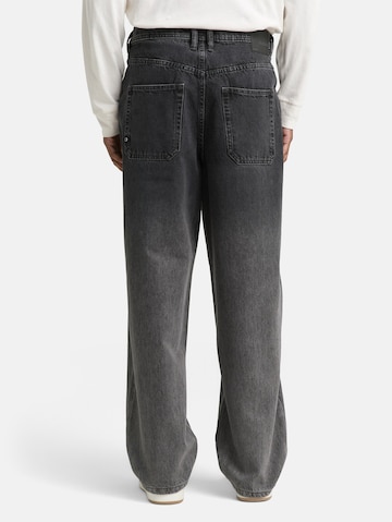TOM TAILOR DENIM Loosefit Jeans in Grau