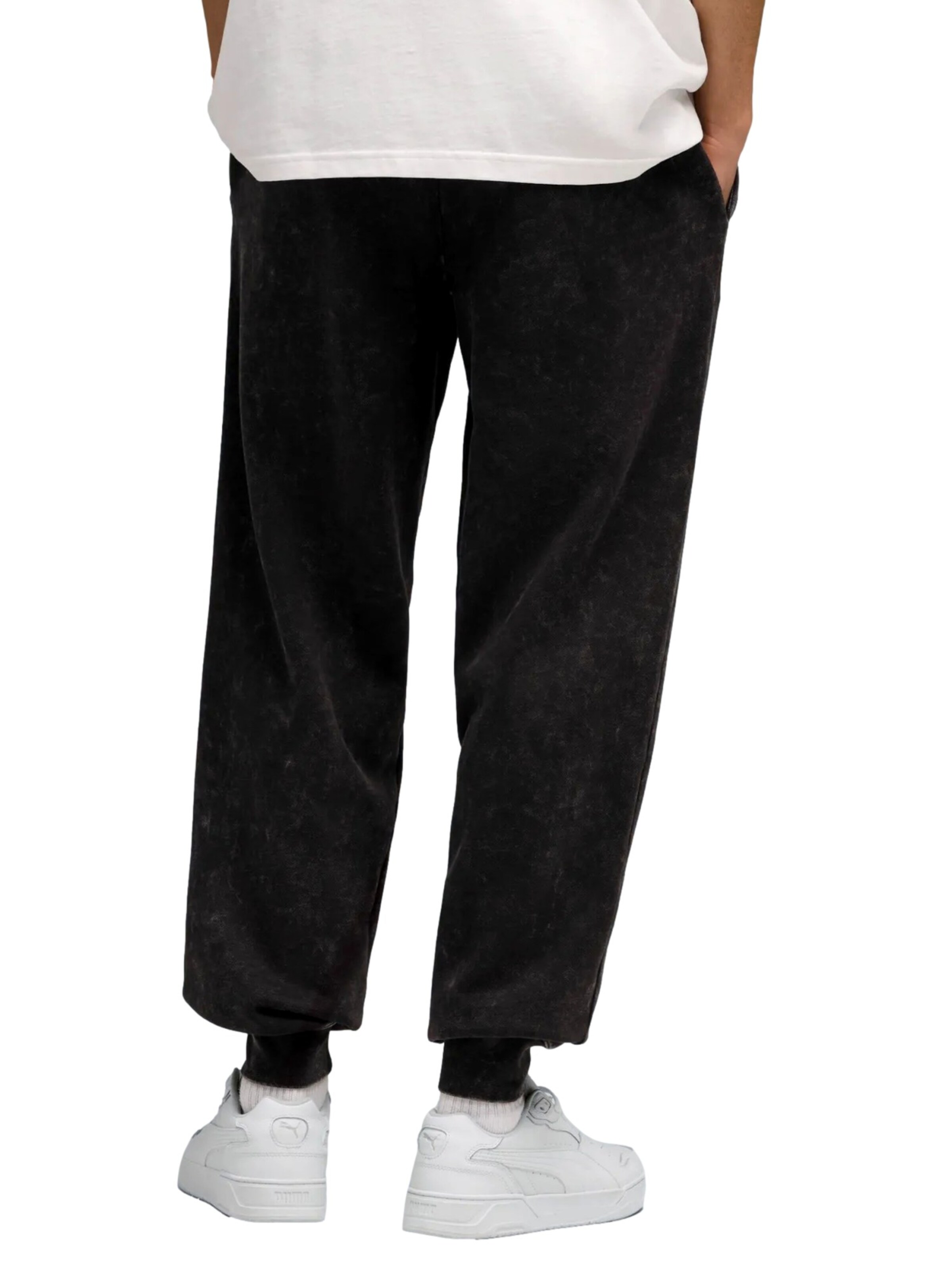 Tapered Pantaloni sportivi di PUMA in nero