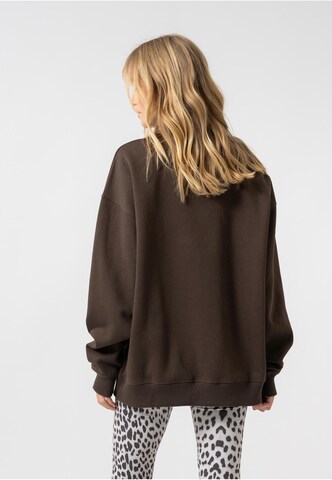 OH APRIL Sweatshirt in Bruin