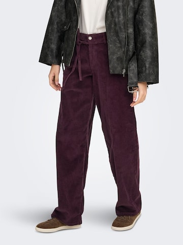 ONLY Loose fit Trousers 'ONLGianna-Global' in Red: front