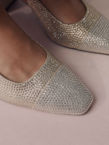 Next - Zapatos destalonado en oro