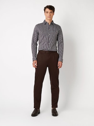 DESOTO Slim fit Button Up Shirt in Brown