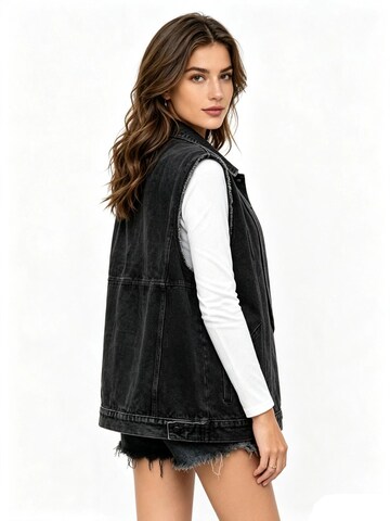 KoJooin Between-Season Jacket in Black