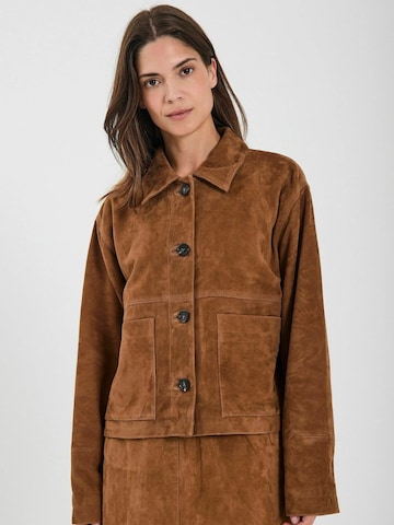 NORR Tussenjas ' Nathalia ' in Bruin: voorkant