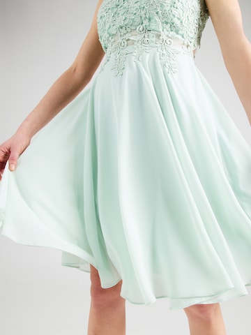 Robe de cocktail APART en vert